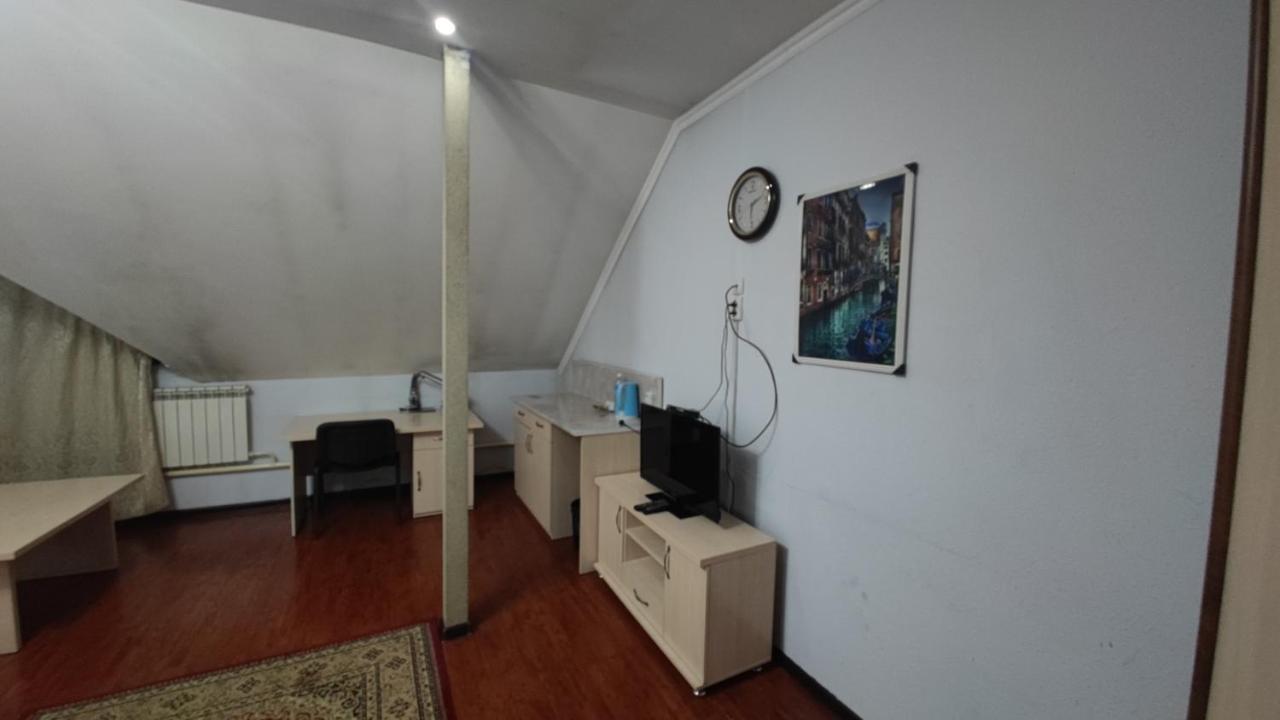 Bishkek Villa Hotel Εξωτερικό φωτογραφία
