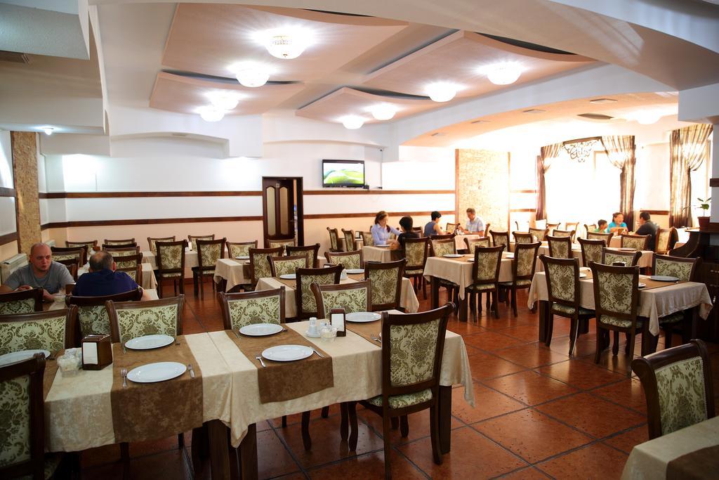 Bishkek Villa Hotel Εξωτερικό φωτογραφία